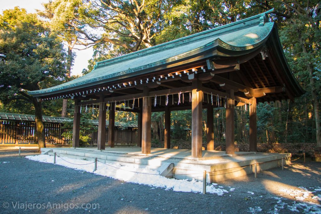 more tokyo neighborhoods meiji shrine